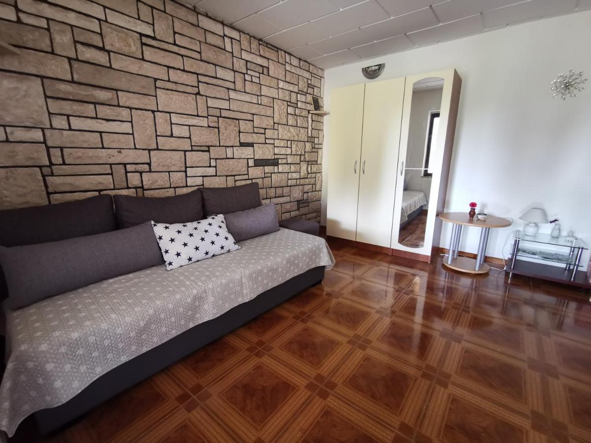 Apartmani Koin Медулин Экстерьер фото